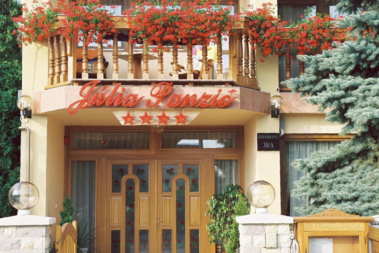 Julia Panzio Bed & Breakfast Hajduszoboszlo Exterior photo